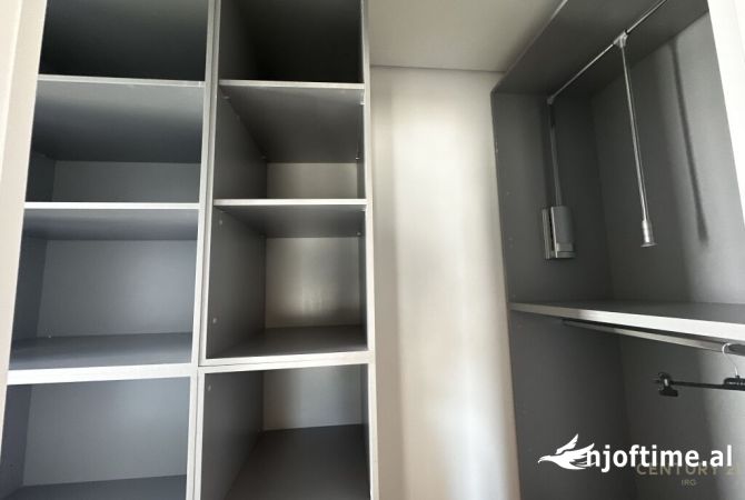 Villa di lusso in vendita a Tirana 3+1, Arredato