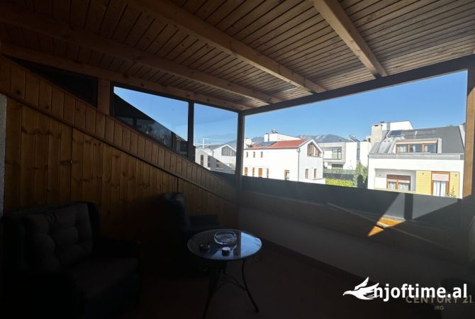 Villa di lusso in vendita a Tirana 3+1, Arredato