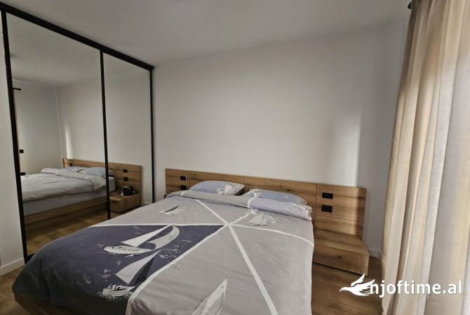 Villa di lusso in vendita a Tirana 3+1, Arredato