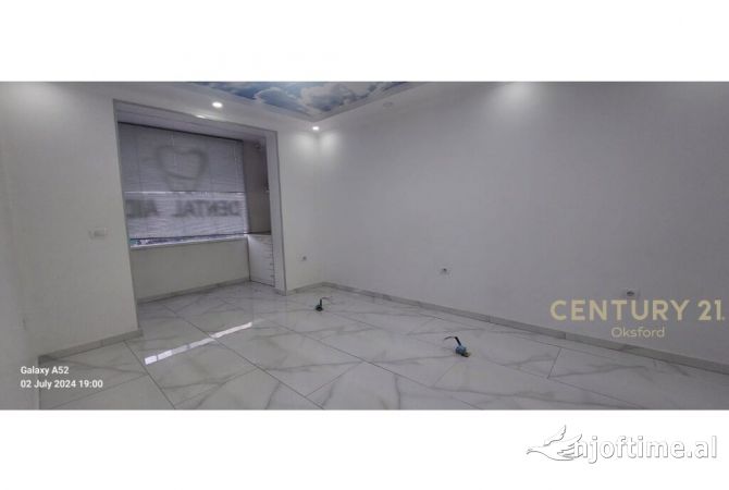 Appartamento in vendita a Tirana 1+1, Vuoto