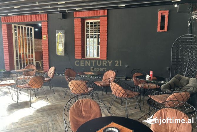 Bar kafe per qira ne zonen e Vasil Shantos !  Tirana, Albania