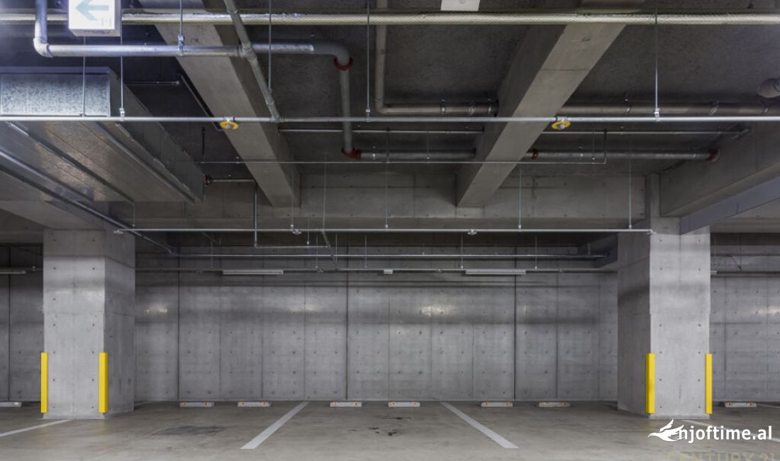 Parking Post Opposite Delijorgjit  Perballe me Delijorgjin Tirana, Albania