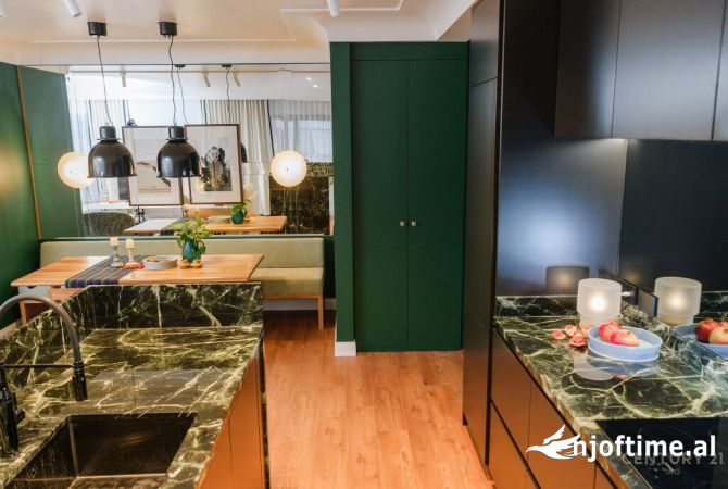 Shtepi ne shitje Apartament ne Tirane, 2+1, Mobilimi E mobiluar, Pagesa 500,000  Euro.