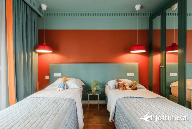 Shtepi ne shitje Apartament ne Tirane, 2+1, Mobilimi E mobiluar, Pagesa 500,000  Euro.