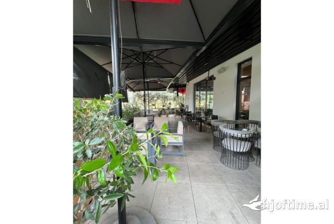 SHITET BAR- KAFE TE Rr: "Ndre Mjeda" Tirana, Albania