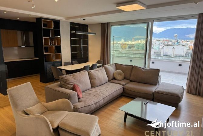 DUPLEX LUKSOZ PER QIRA 3+1+3+VERANDE+2 POSTE PARKIMI!  Rrethrrotullimi Selite Tirana, Albania