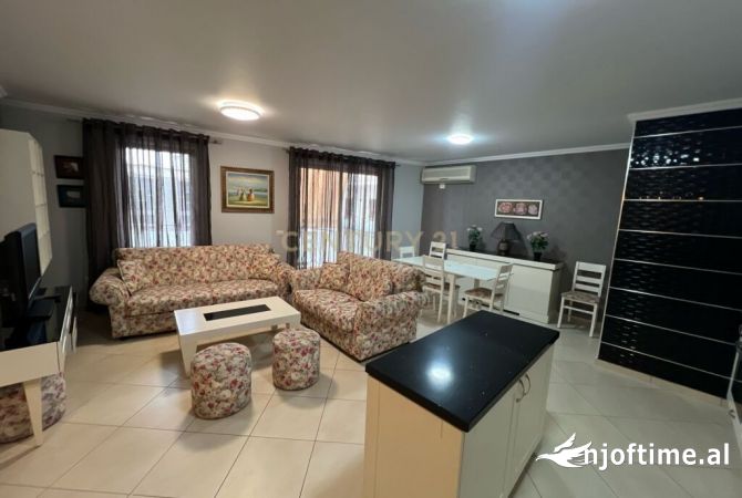 Apartament Per Qera 2+1+2 + Post parkimi, Qender