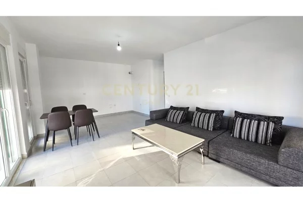 Shtepi me qera Apartament ne Tirane, 2+1, Mobilimi E mobiluar, Pagesa 500  Euro.