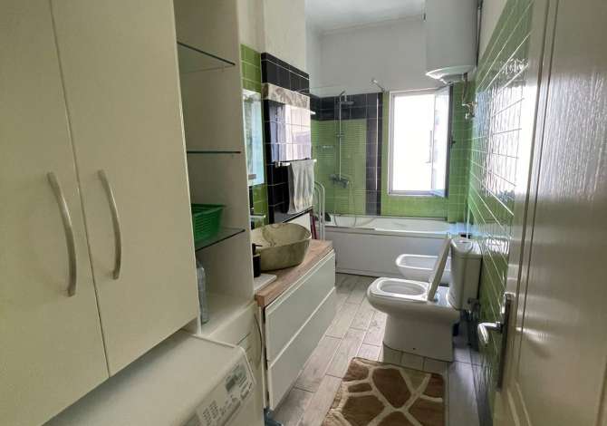 Shtepi me qera Apartament ne Tirane, 2+1, Mobilimi E mobiluar, Pagesa 400  Euro.