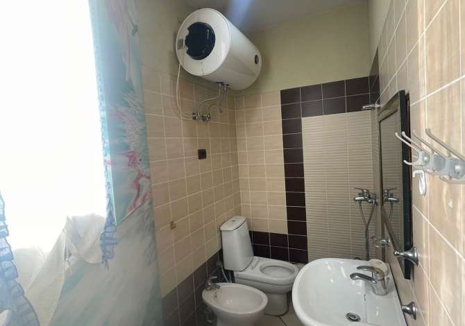 Shtepi me qera Apartament ne Tirane, 2+1, Mobilimi E mobiluar, Pagesa 400  Euro.