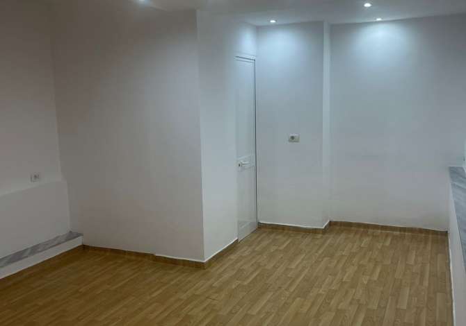 Qera, Ambient Biznesi, Piazza, Qender / OPP38363