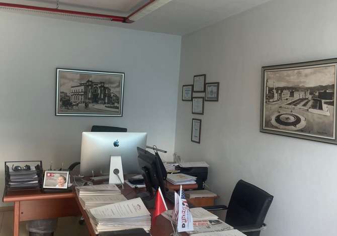 Qera, Ambient Biznesi, Piazza, Qendër / OPP38364