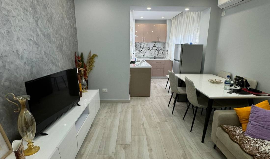 Shtepi me qera Apartament ne Tirane, 2+1, Mobilimi E mobiluar, Pagesa 600  Euro.