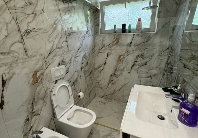 Shtepi me qera Apartament ne Tirane, 2+1, Mobilimi E mobiluar, Pagesa 600  Euro.