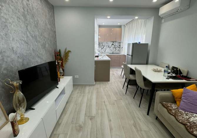 Qera apartament 2+1, 5 Maji  OPP40326