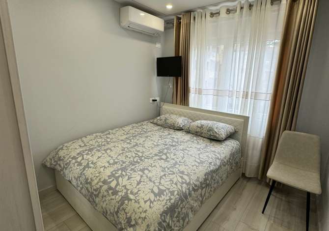 Shtepi me qera Apartament ne Tirane, 2+1, Mobilimi E mobiluar, Pagesa 600  Euro.