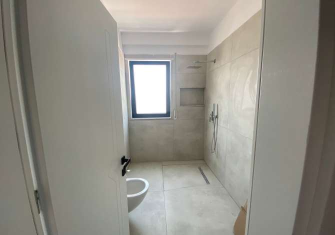 Shtepi me qera Apartament ne Tirane, 2+1, Mobilimi Bosh, pa mobiluar, Pagesa 1,200  Euro.