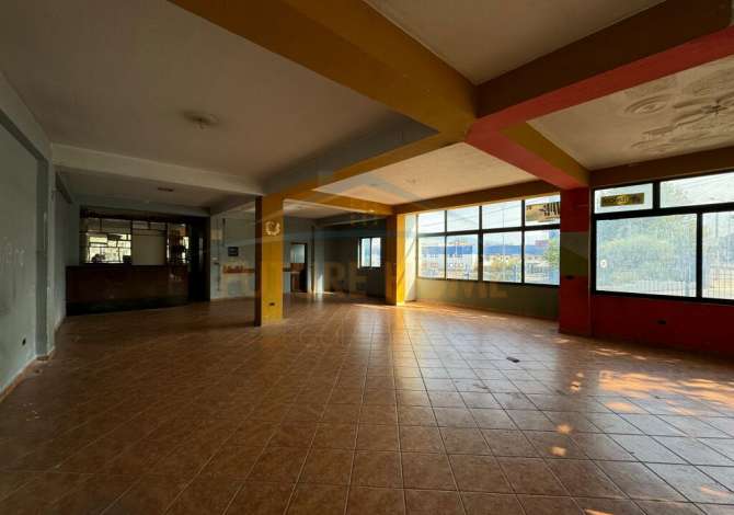 Qera, Ambient Biznesi, Ura e Institutit, Tirane.//opp43999