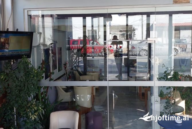 Ambiente Commerciale in Affitto 2+1 a Tirana - 800 Euro