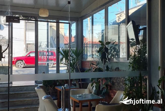 Ambiente Commerciale in Affitto 2+1 a Tirana - 800 Euro