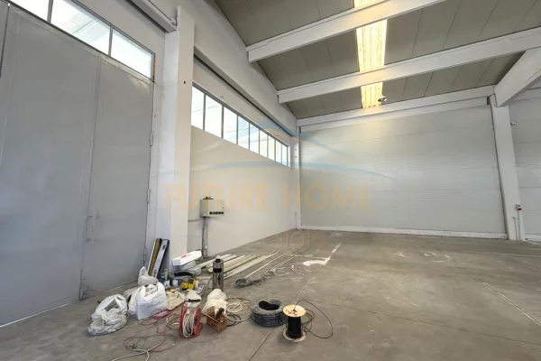Ambient biznesi me qera 4+1 ne Tirane - 5,300 Euro