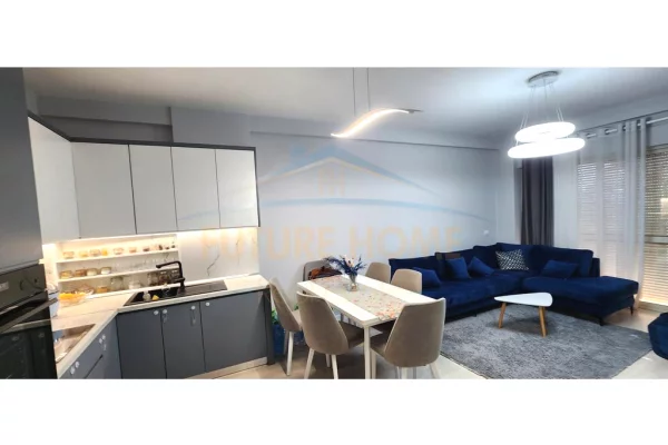 Shtepi me qera Apartament ne Tirane, 2+1, Mobilimi E mobiluar, Pagesa 70,000  Leke.