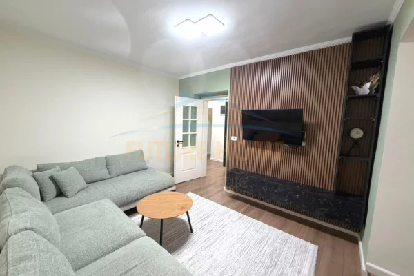 Shtepi me qera Apartament ne Tirane, 2+1, Mobilimi E mobiluar, Pagesa 85,000  Leke.