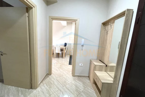 Shtepi me qera Apartament ne Tirane, 1+1, Mobilimi E mobiluar, Pagesa 570  Euro.
