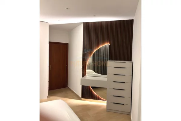 Shtepi me qera Apartament ne Tirane, 1+1, Mobilimi E mobiluar, Pagesa 830  Euro.