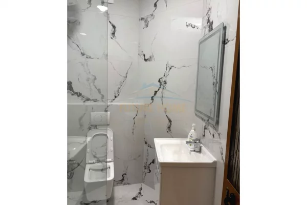 Shtepi me qera Apartament ne Tirane, 1+1, Mobilimi E mobiluar, Pagesa 830  Euro.