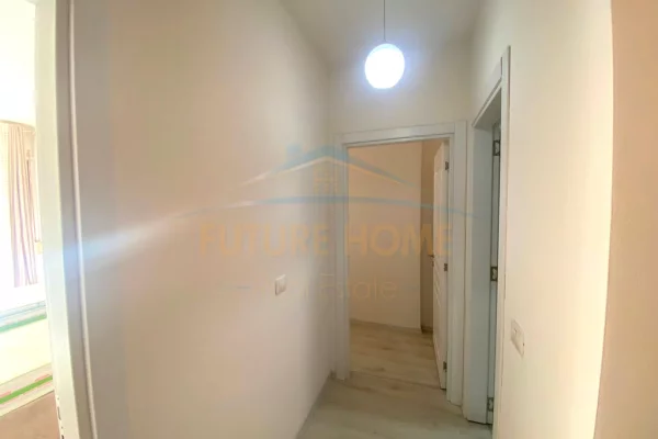 Shtepi me qera Apartament ne Tirane, 2+1, Mobilimi E mobiluar, Pagesa 1,000  Euro.