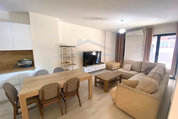 Qira, Apartament 2+1, Rruga Panorama, Tiranë.