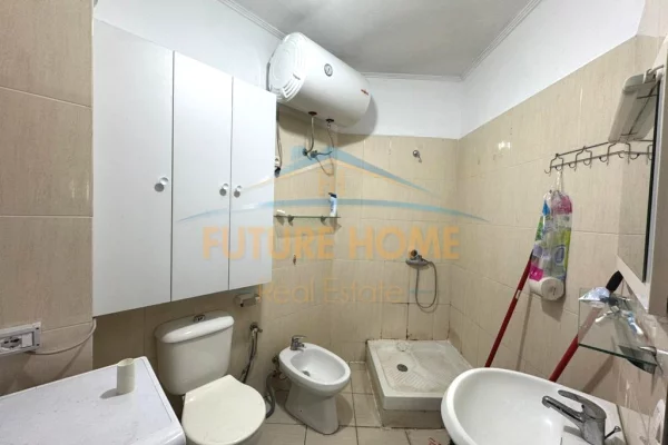 Shtepi me qera Apartament ne Tirane, 2+1, Mobilimi E mobiluar, Pagesa 65,000  Leke.
