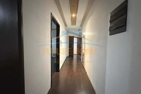 Shtepi me qera Apartament ne Tirane, 2+1, Mobilimi E mobiluar, Pagesa 65,000  Leke.