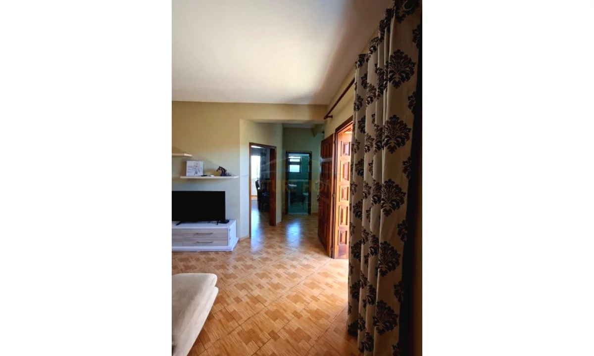 Shtepi me qera Apartament ne Tirane, 2+1, Mobilimi E mobiluar, Pagesa 420  Euro.