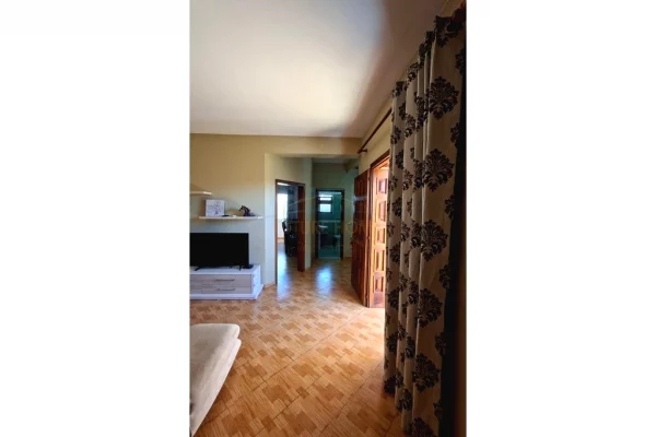 Qira Apartament 2+1+Post Parkimi, Porcelan, Tiranë