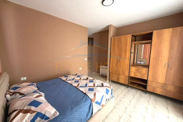 Shtepi me qera Apartament ne Tirane, 2+1, Mobilimi E mobiluar, Pagesa 75,000  Leke.