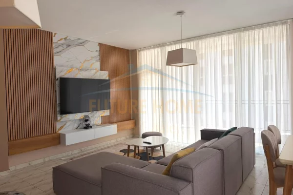 Shtepi me qera Apartament ne Tirane, 2+1, Mobilimi E mobiluar, Pagesa 75,000  Leke.