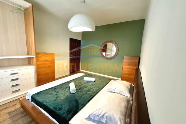 Shtepi me qera Apartament ne Tirane, 2+1, Mobilimi E mobiluar, Pagesa 80,000  Leke.