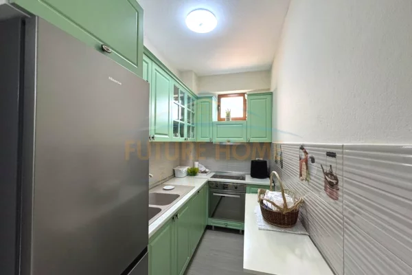 Shtepi ne shitje Apartament ne Tirane, 2+1, Mobilimi E mobiluar, Pagesa 37,000,000  Leke.