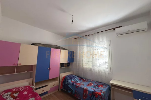 Shtepi me qera Shtepi Private ne Tirane, 2+1, Mobilimi E mobiluar, Pagesa 60,000  Leke.