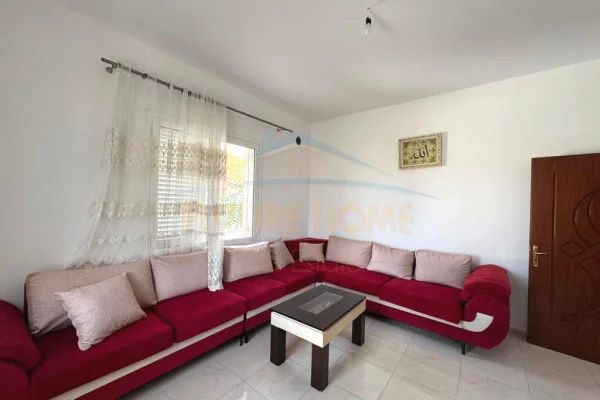 Shtepi me qera Shtepi Private ne Tirane, 2+1, Mobilimi E mobiluar, Pagesa 60,000  Leke.