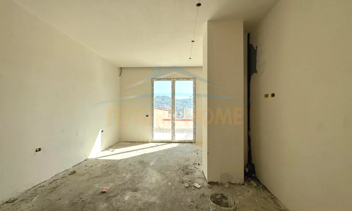 Shtepi ne shitje Apartament ne Tirane, 2+1, Mobilimi Bosh, pa mobiluar, Pagesa 255,750  Euro.