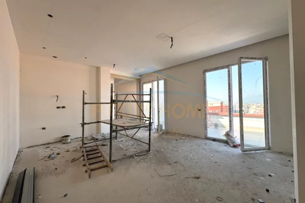 Shtepi ne shitje Apartament ne Tirane, 2+1, Mobilimi Bosh, pa mobiluar, Pagesa 255,750  Euro.