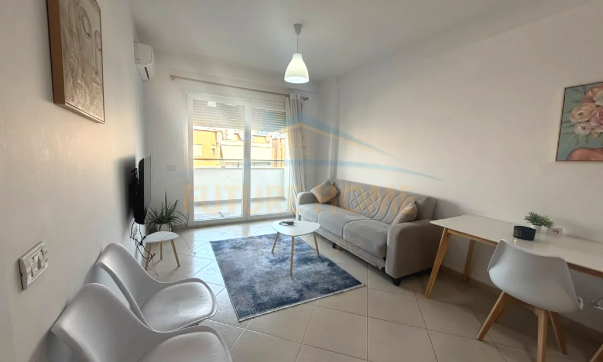 Shtepi me qera Apartament ne Tirane, 1+1, Mobilimi E mobiluar, Pagesa 600  Euro.