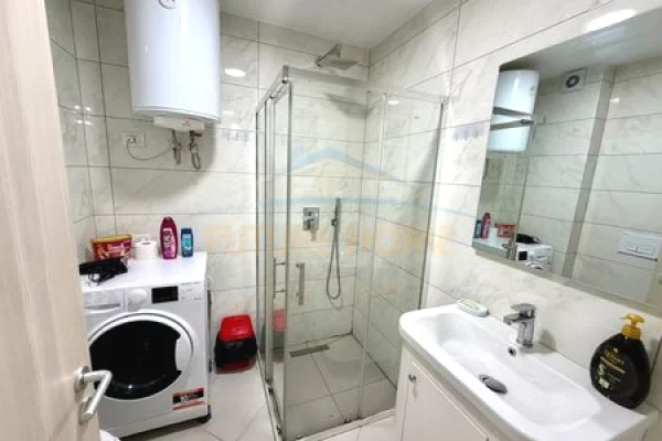 Shtepi me qera Apartament ne Tirane, 1+1, Mobilimi E mobiluar, Pagesa 70,000  Leke.