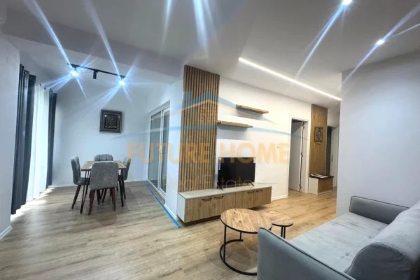 Shtepi me qera Apartament ne Tirane, 2+1, Mobilimi E mobiluar, Pagesa 550  Euro.