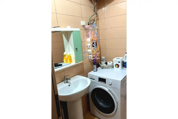 Shtepi ne shitje Apartament ne Tirane, 1+1, Mobilimi E mobiluar, Pagesa 11,000,000  Leke.