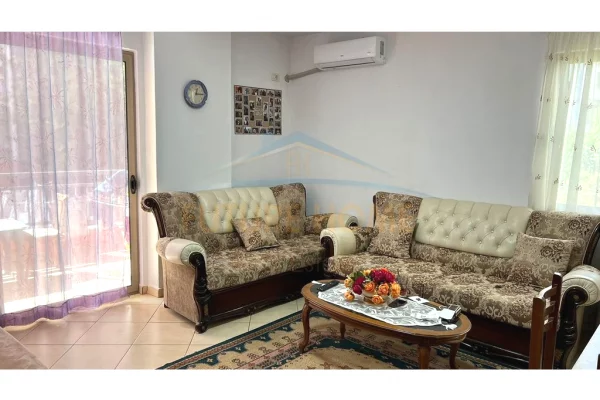 Shitet, Apartament 1+1, Yzberisht, Tiranë.
