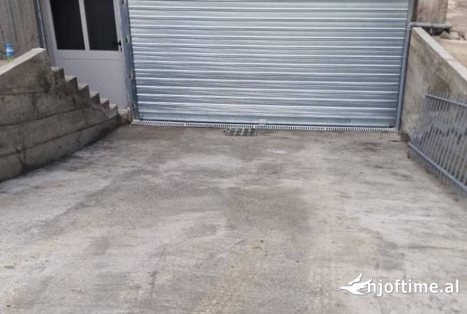 Jepet Magazine me Qira afer CASA ITALIA-s